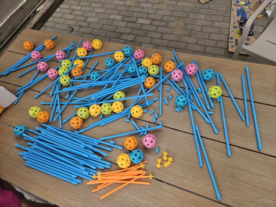 Joc cort Kit tevi de constructie forturi / castel, Plastic, 340 piese, Multicolor, 3 Ani+