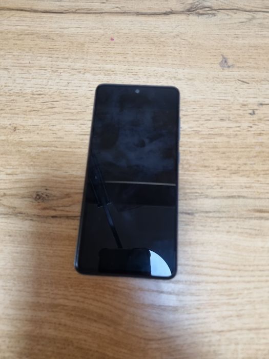 Продам Samsung a51 64gb.