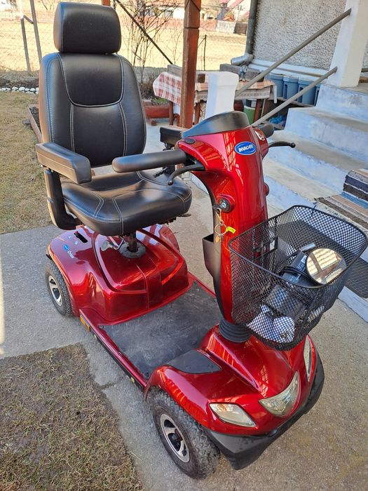 Scuter electric seniori