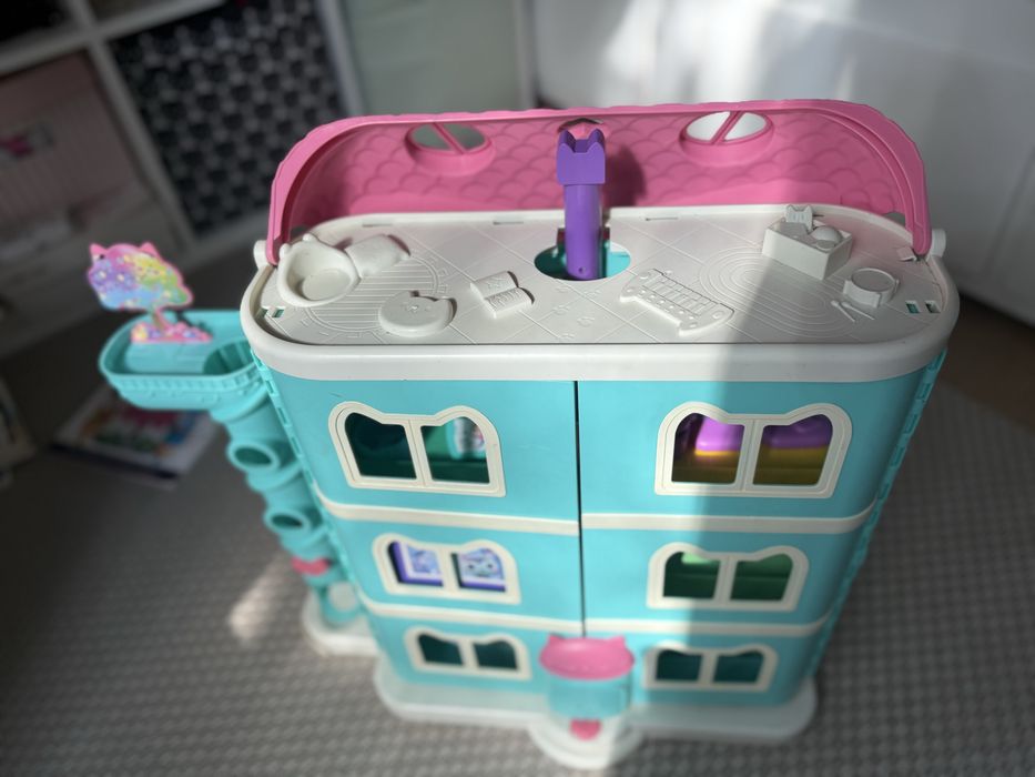 Casuta Gabby Dollhouse