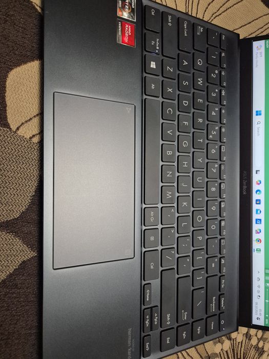 Laptop Asus Zenbook 14 inch metalic Ryzen 5 5600H 512 gb ssd Windows