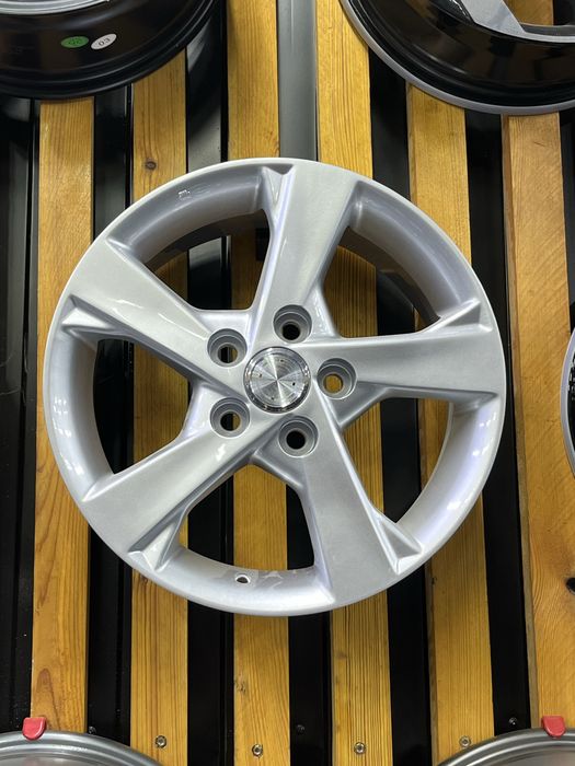 16/5х114.3 тойота лексус