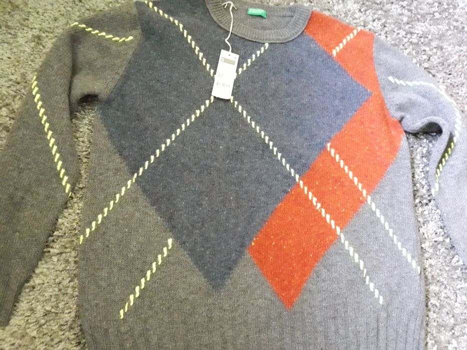 Pulouver nou OF BENETTON