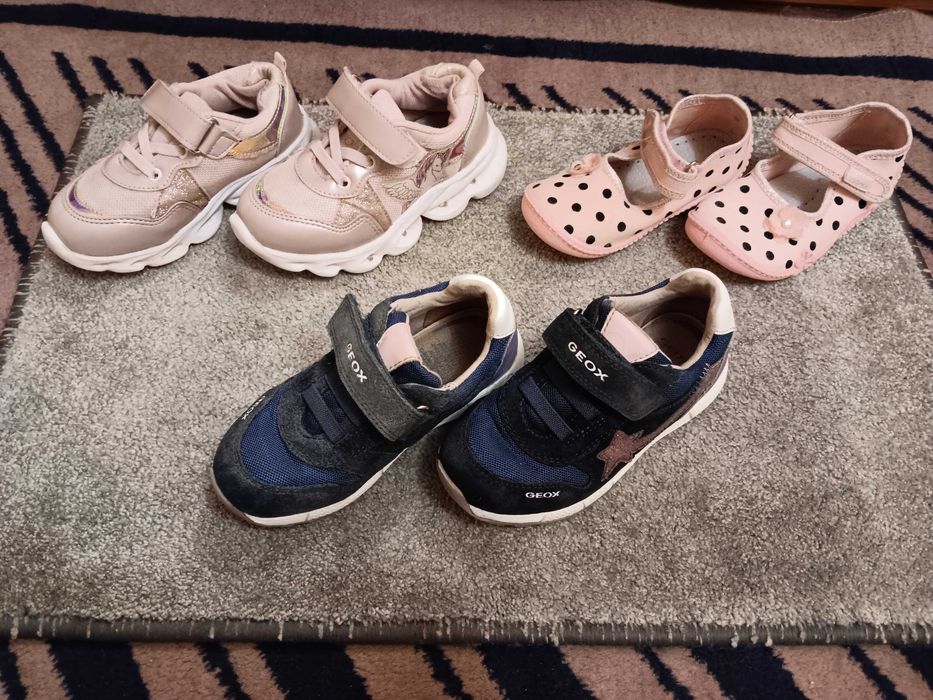 Детски маратонки и обувки за момиче  26 и 27 номер