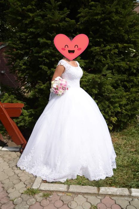 Vând rochie de mireasă