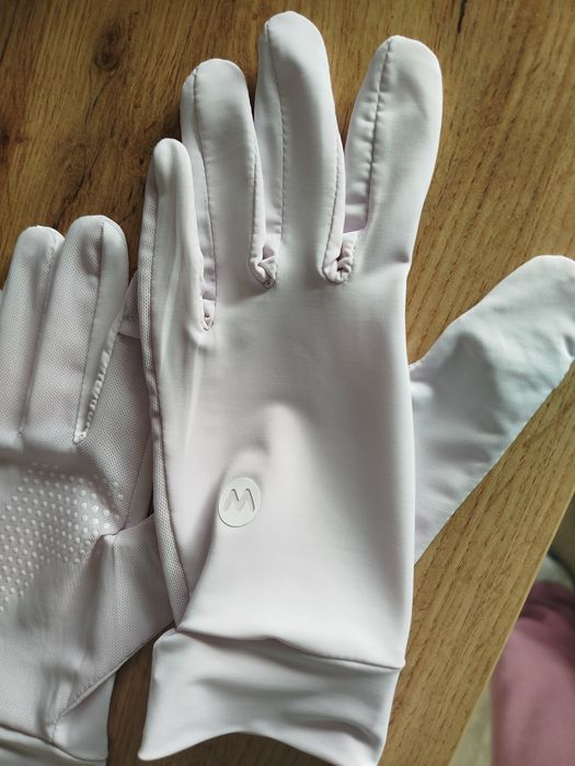 Дамски спортни ръкавици