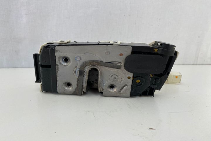 Broasca usa  dreapta spate  a9067400935 Mercedes-Benz Sprinter a 2-a