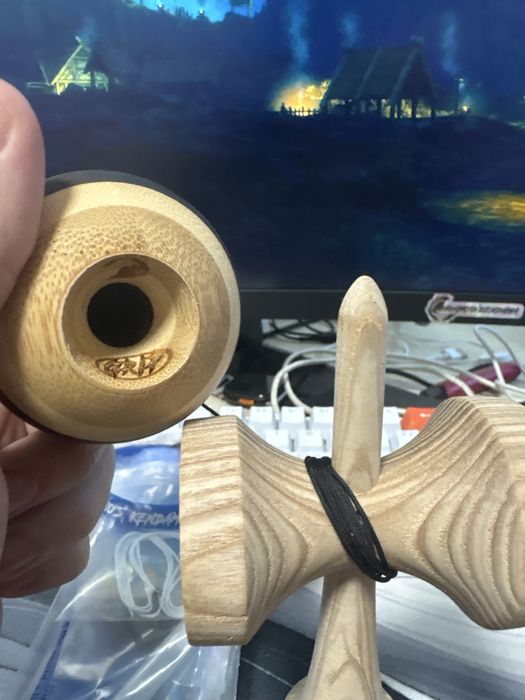 Kendama anti skid broken shape