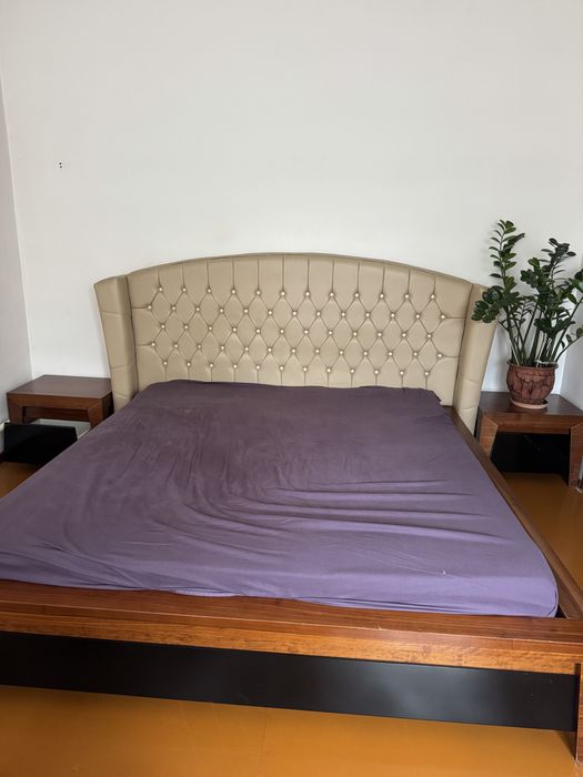 Продам спальный гарнитур