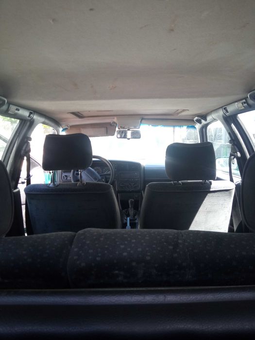 Фолксваген Пасат Б4 комби 1.8 90 к.с.