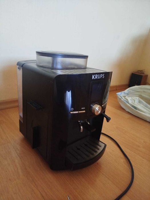 Кафе машина с мелачка KRUPS втора употреба