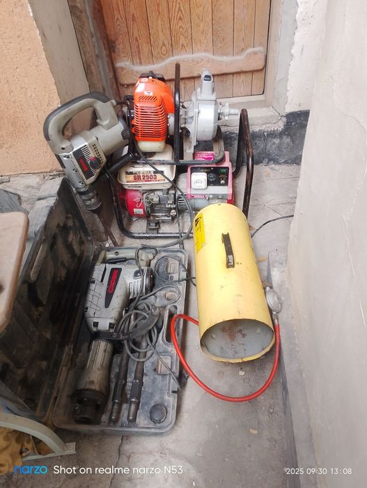 Отбойный молоток KROWN