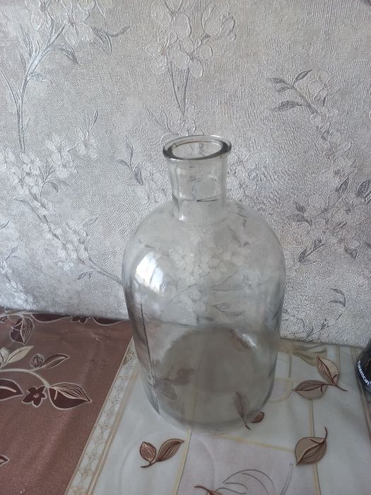 Продам  бутыль 5 литров