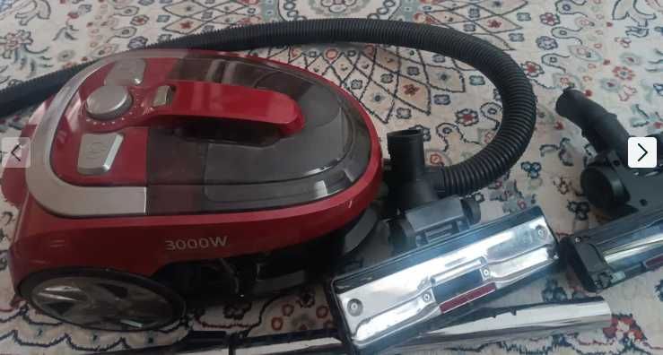 Продам мощный пылесос AXEPRO 3000