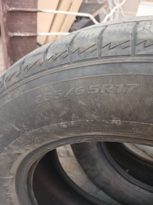 Продам зимние шины