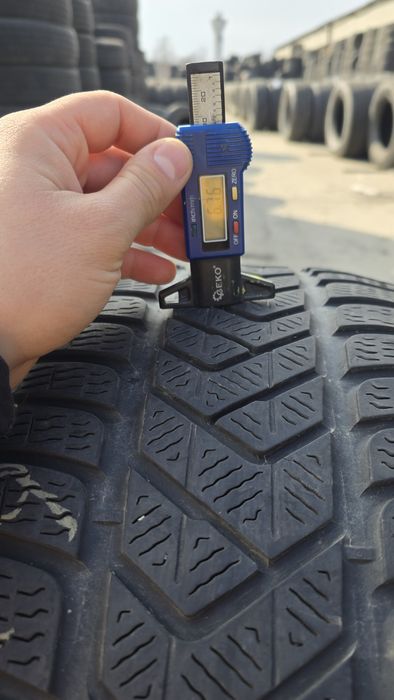 Anvelope de iarna 255-45r19 Pirelli