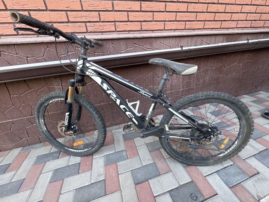 Продам велик  в лс обсудим