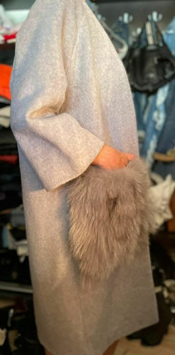 Palton dama Valentino ,casmir,lana si vulpe naturala,superb S