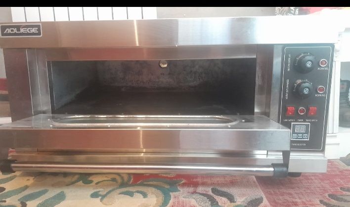 Однокамерная электрическая пекарня печь