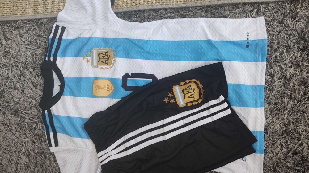 Ново детско-юношески костюмче Messi 10 Аржентина