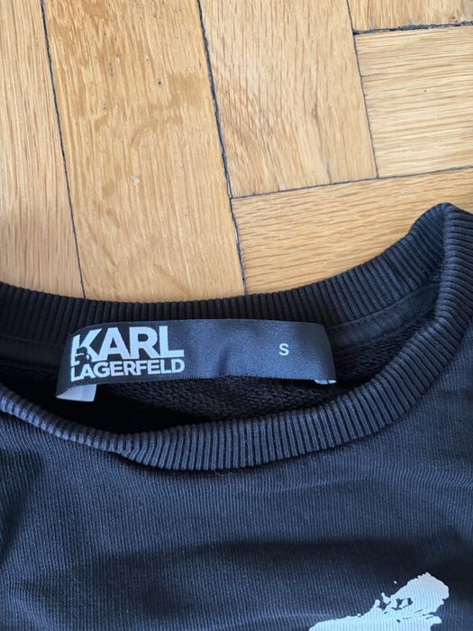 Продавам дрехи Karl Lagerfeld Emporio Armani