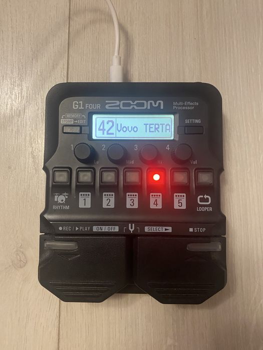 Procesor Zoom G1 four vioara, tonuri vovo