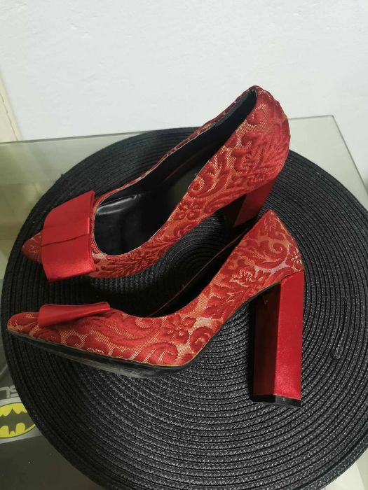 Pantofi catifea toc gros