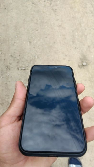Iphone X de 256gb 93%, la schimb