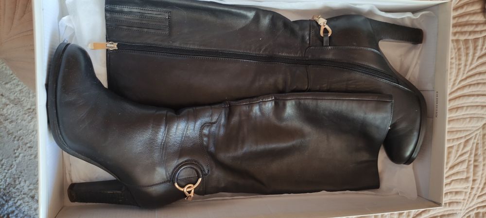 Продам сапоги женские