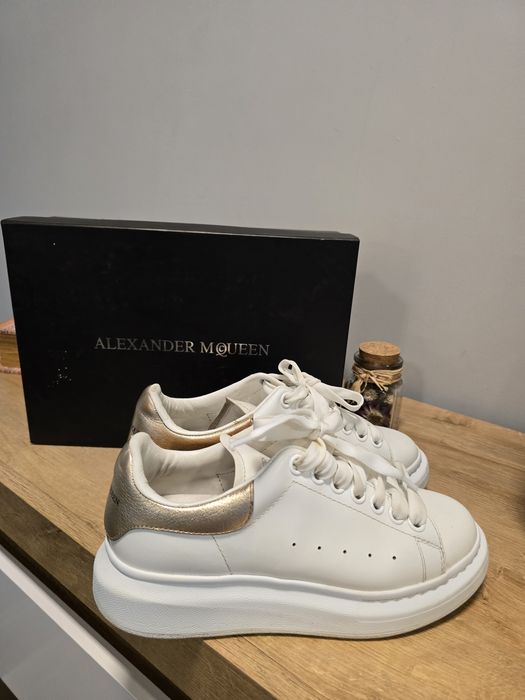Маратонки Alexander Mcqueen 36,5 номер