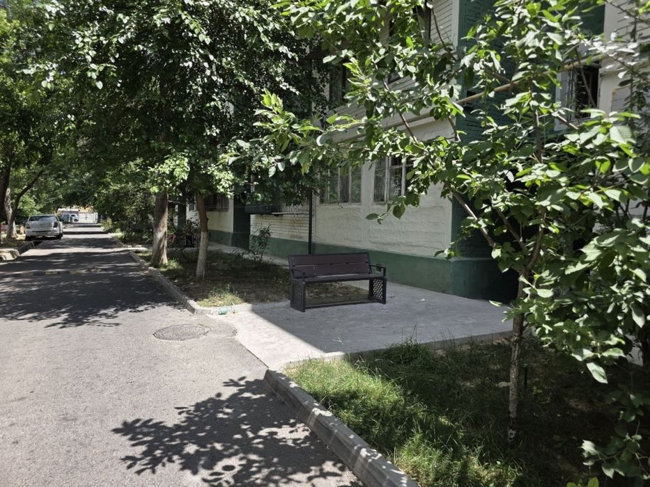 Продаётся 1 ком квартира в Яшшнабадском районе возле рисового базара