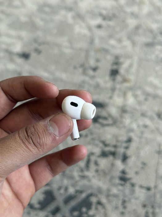 AirPods Pro 2 в идеальном состоянии