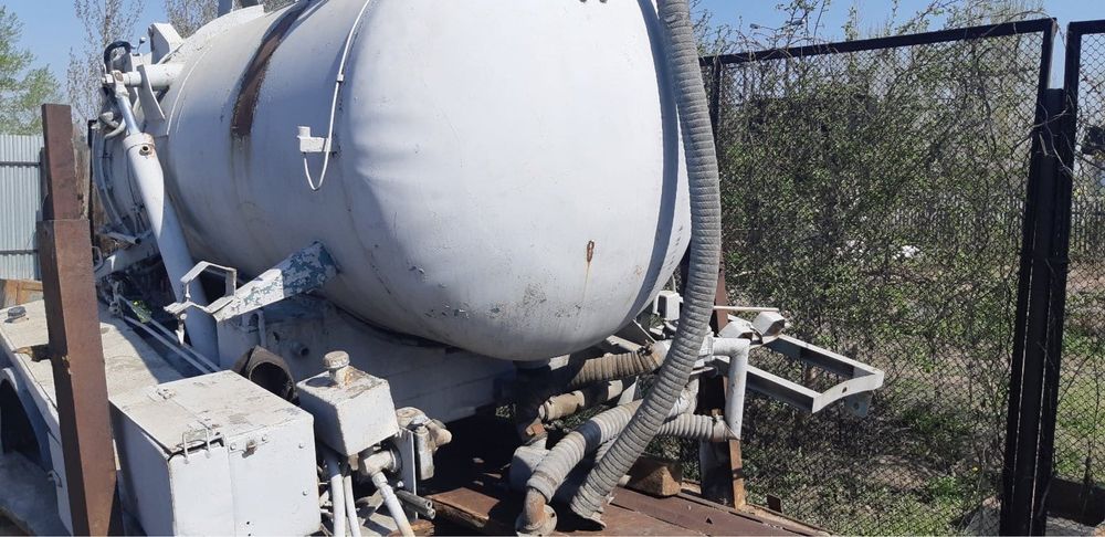 Пролам бочку от илососа