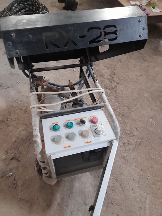 Распылитель жидкой резину