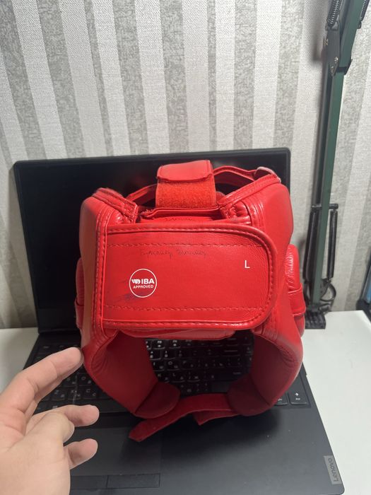 Шлем Wesing красный