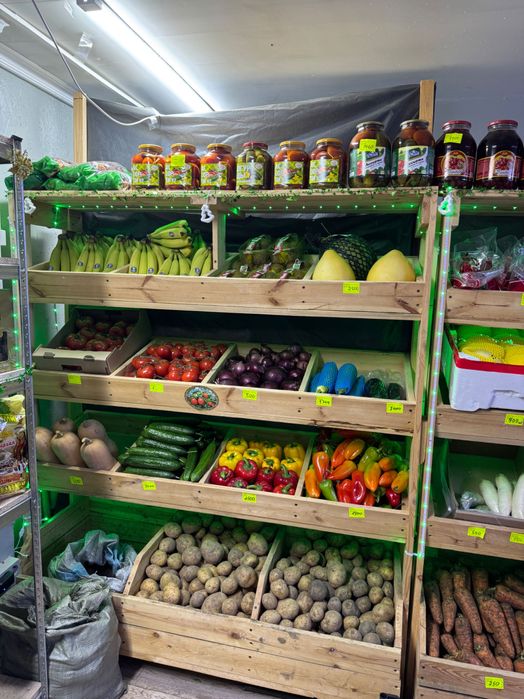 Продам стеллажи разные