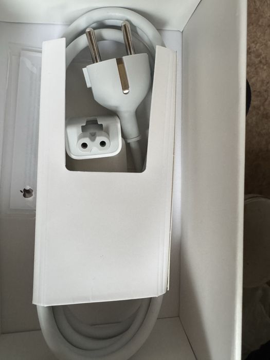 Блок питания Apple новый