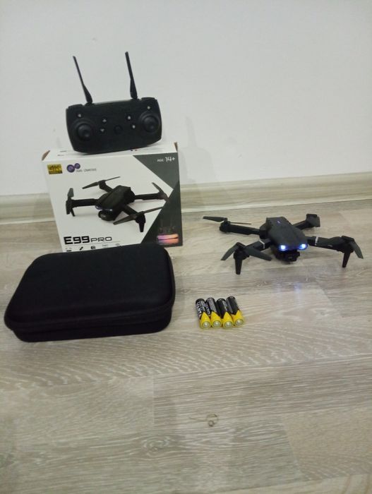 Дрон 4k E99 pro.