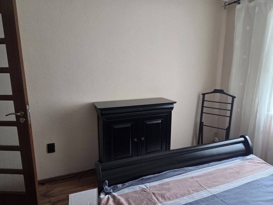 Inchiriez apartament 3 camere