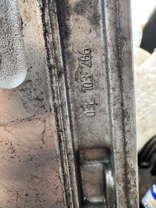 Цилиндрова глава за Ауди 2,0 tdi -a4 a6 a3 a5 q5.