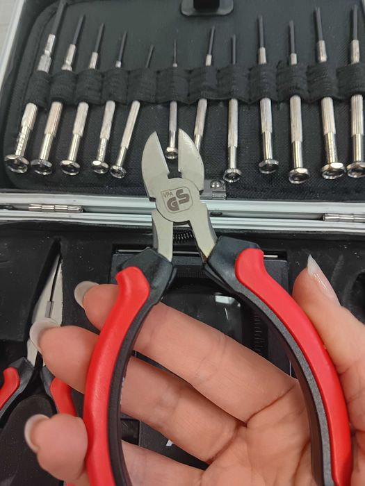 комплект инструменти за прецизна работа, ремонт на очила ADW-Германия