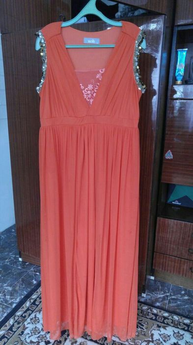 Платье яркое длинное с разрезами ,48-52 размер