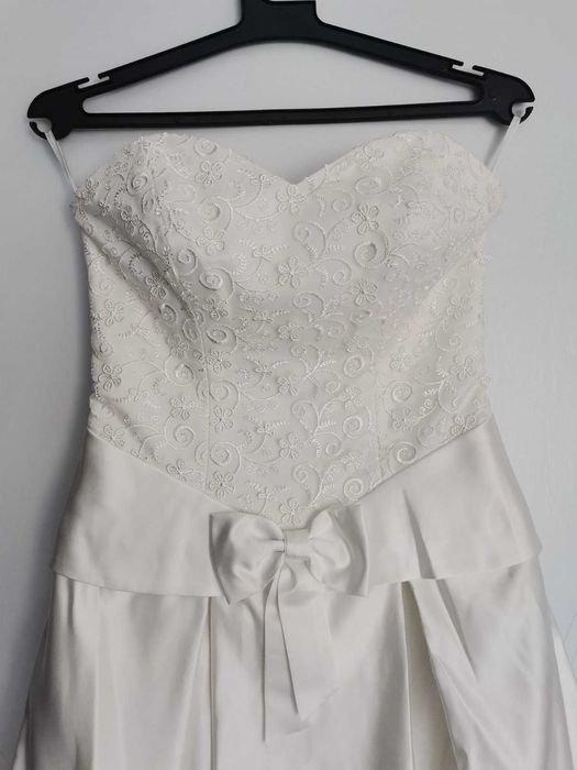 Булчинска рокля размер С