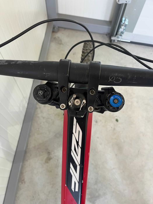 YT Industries Tues Pro 2016 L 27.5