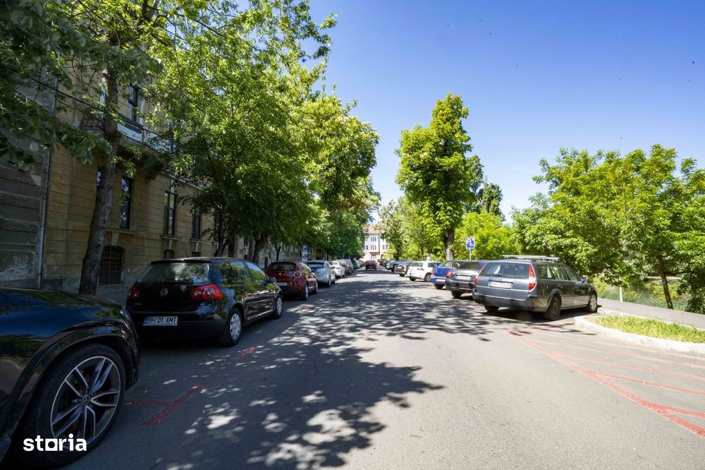 De vânzare apartament cu 2 camere Ultracentral, Piața Gojdu