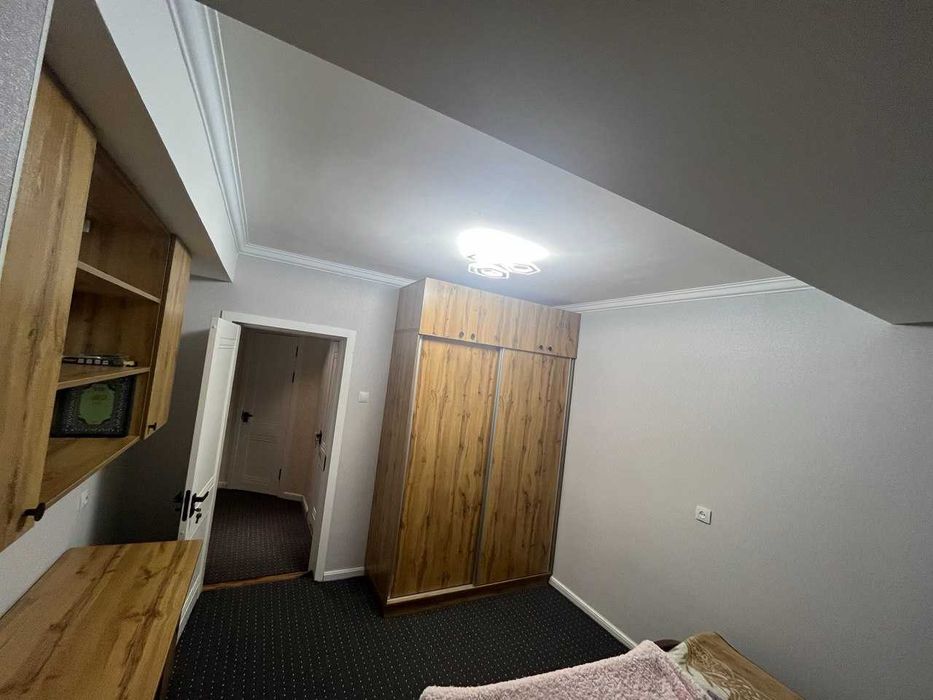 Yakkasaroy/Boburda 4 honalik kvartira sotiladi 4/8/9 110kv.m. ROVD