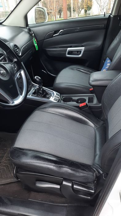 Vând Opel Antara