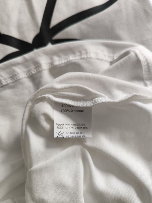 Продам футболки новые