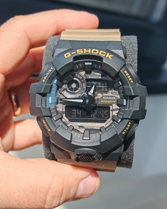G-Shock GA-700 CA-5AER, original + bezel & curele negre