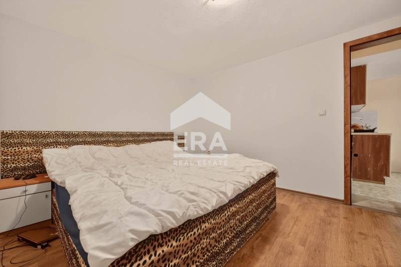 Продава се Тристаен апартамент в Варна, Виница - 88 кв.м за 1137 €/кв.м - Снимка #7